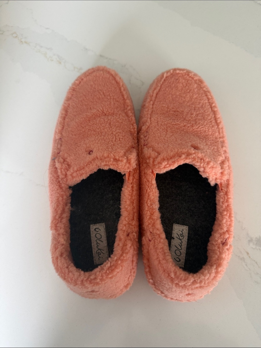 Womens OluKai Plush Slip-On Shoes in Coral Pink, size 9